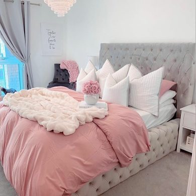 Myrah Wingback Parklane Bed - Pink